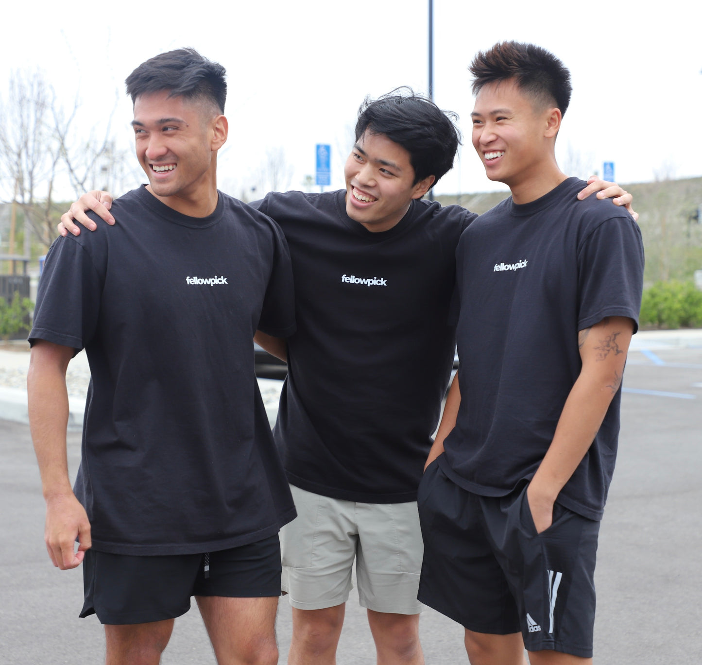 Classic Fellowpick Tee Unisex
